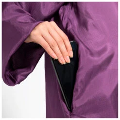 Silkliner - Travel Sleeping Bag -Outdoor Equipment bergstop silkliner travel sleeping bag detail 3