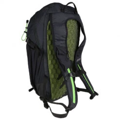 Inov-8 Venturelite 18 - Walking Backpack -Outdoor Equipment inov 8 venturelite 18 walking backpack detail 4